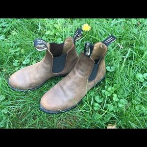 Women’s heeled Blundstone Boots